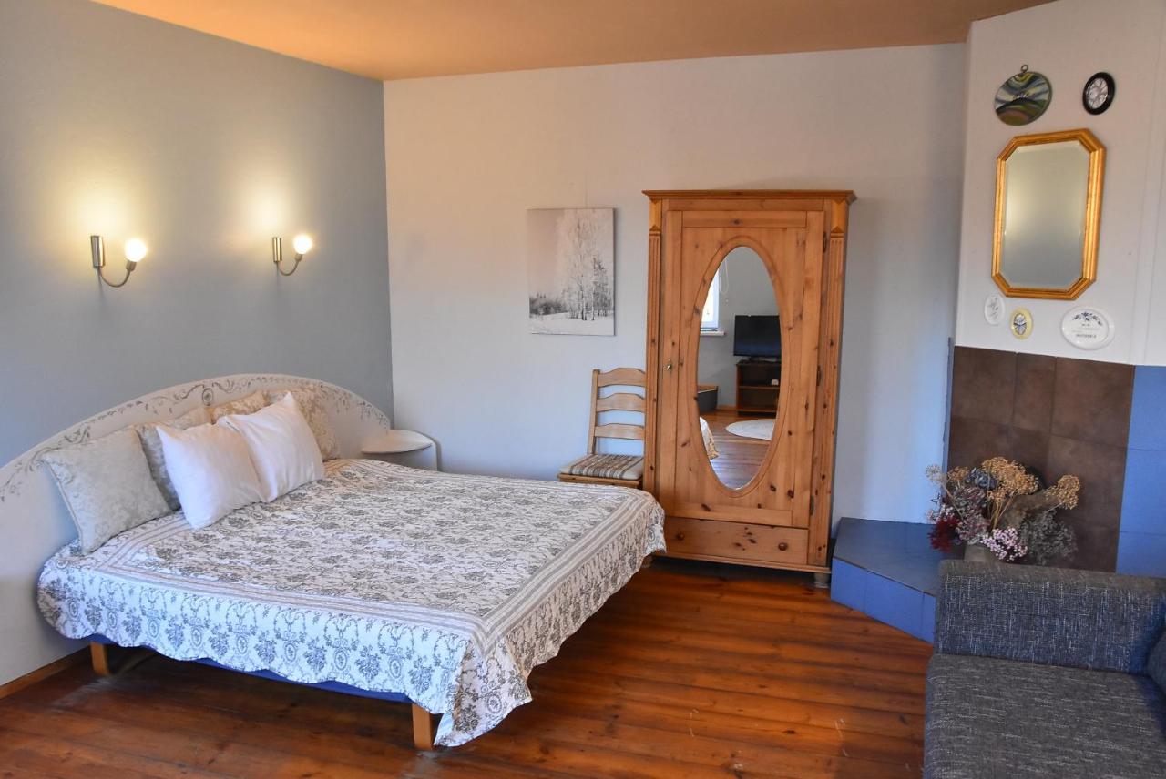 Uliha Apartamenti Liepāja Esterno foto